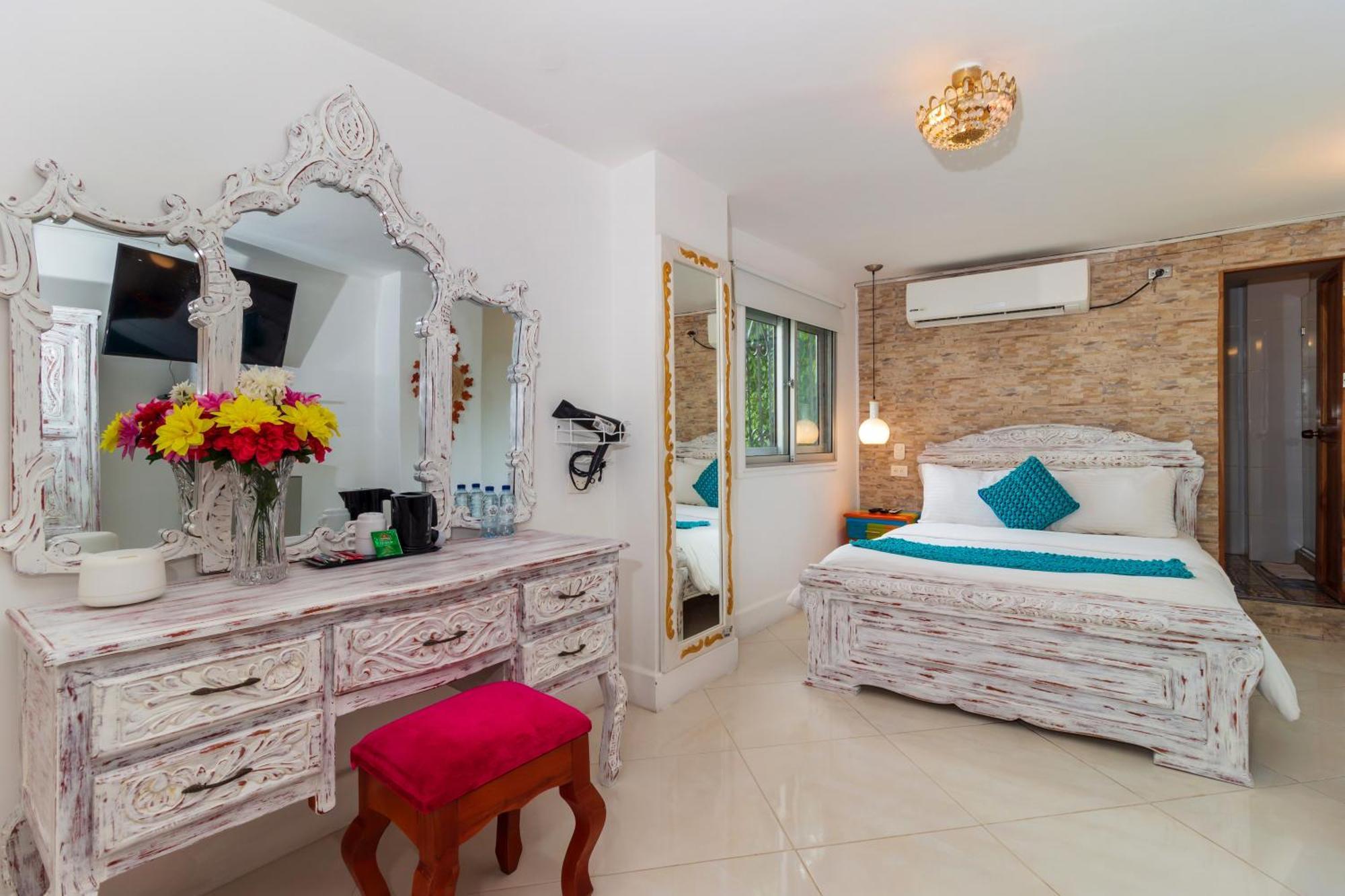 Hotel Boutique Casa Isabel 4*